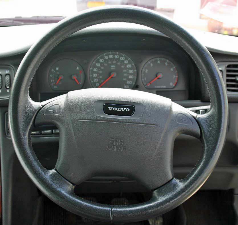 Replacement Steering Wheel Labels for Defective Volvo Emblem